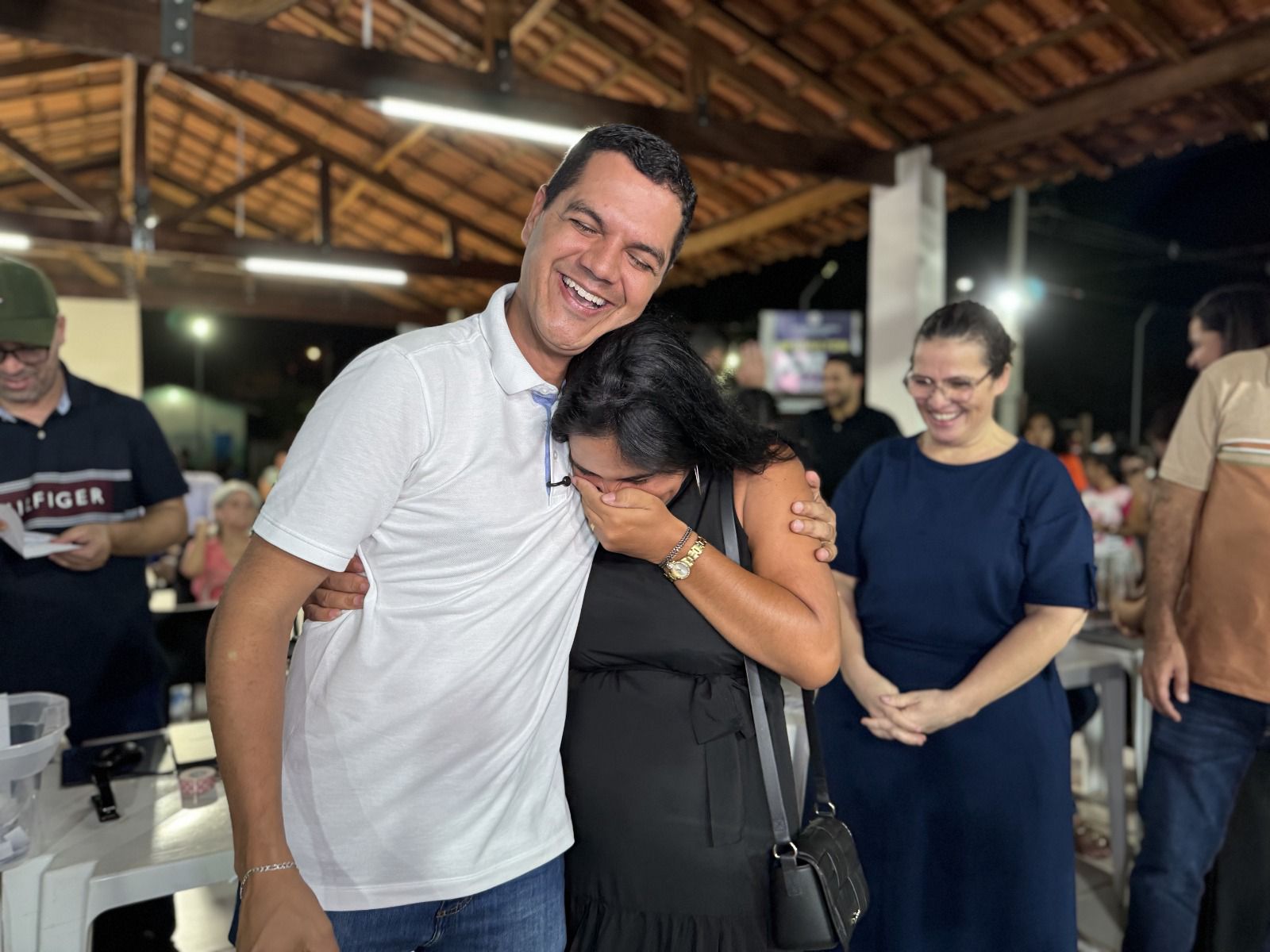 CÁSSIO GOIS: Dep. participa do sorteio de endereços para 300 famílias do Res. Cidade Verde