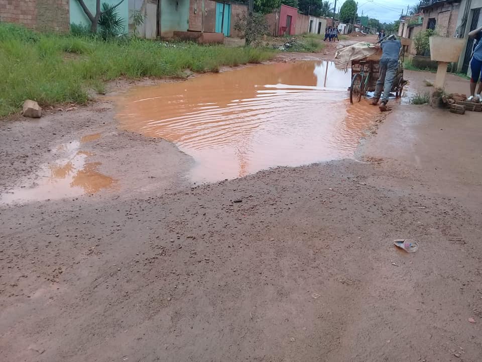 SEM COMPARAÇÃO: No bairro Teixeirão a população pede socorro à Prefeitura de Porto Velho