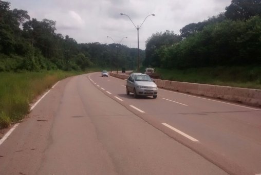 Após negociação manifestantes liberam trecho da BR 364