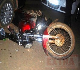 Motociclista tem perna dilacerada em colisão no Jardim América 