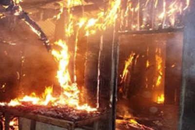 LOUCO - Homem tenta incendiar casa com mulher e filho dentro
