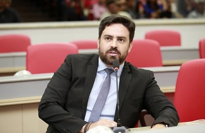 Léo Moraes propõe audiência pública para debater risco nas usinas do Madeira