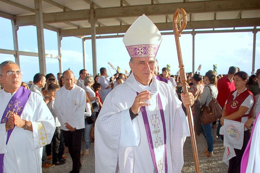 “Filhos” do bispo são acusados de violência doméstica e estupro