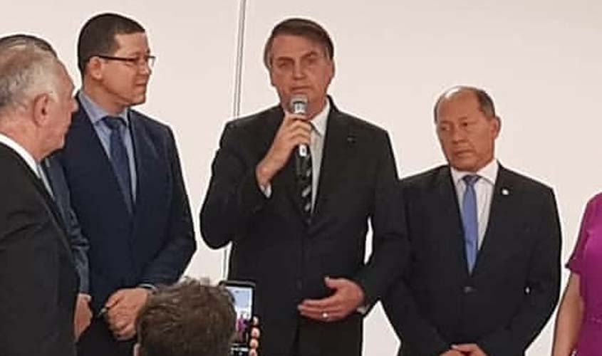 TRANSPOSIÇÃO: Bolsonaro pede ajuda da bancada de RO para ver situação de servidores de RO