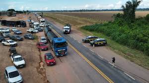 DIREITO DE IR E VIR: Justiça proíbe bloqueios na BR-364 e fixa multa de R$ 100 mil por hora