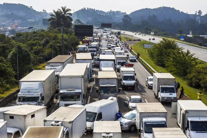 ECONOMIA: Temer sanciona lei que estabelece tabela de frete em todo o país