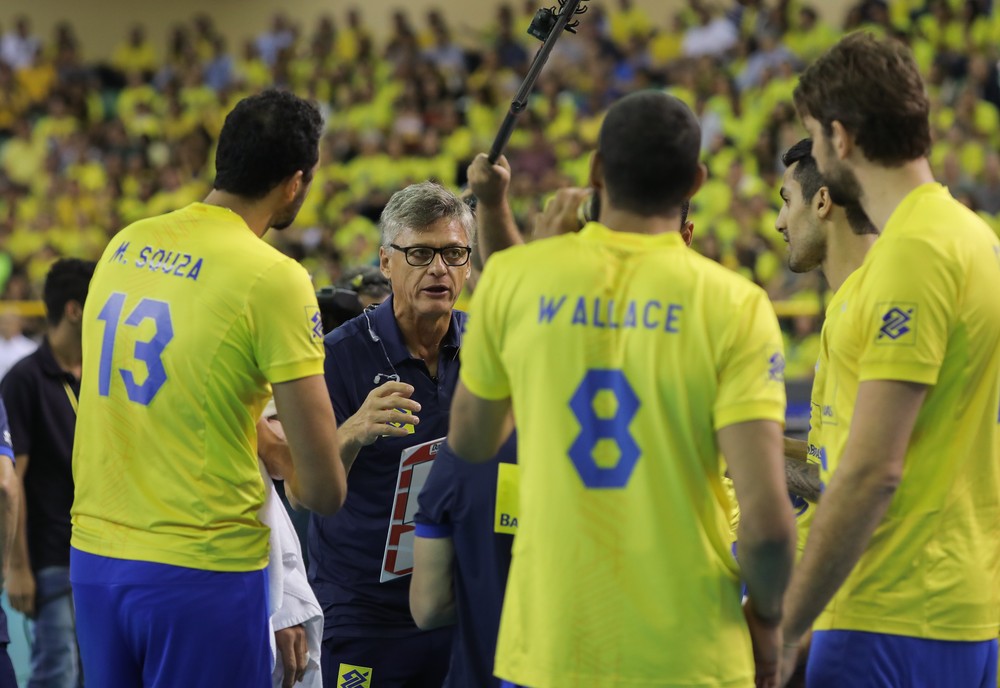 VÔLEI: Renan Dal Zotto corta Rodriguinho e fecha lista de convocados para o Mundial