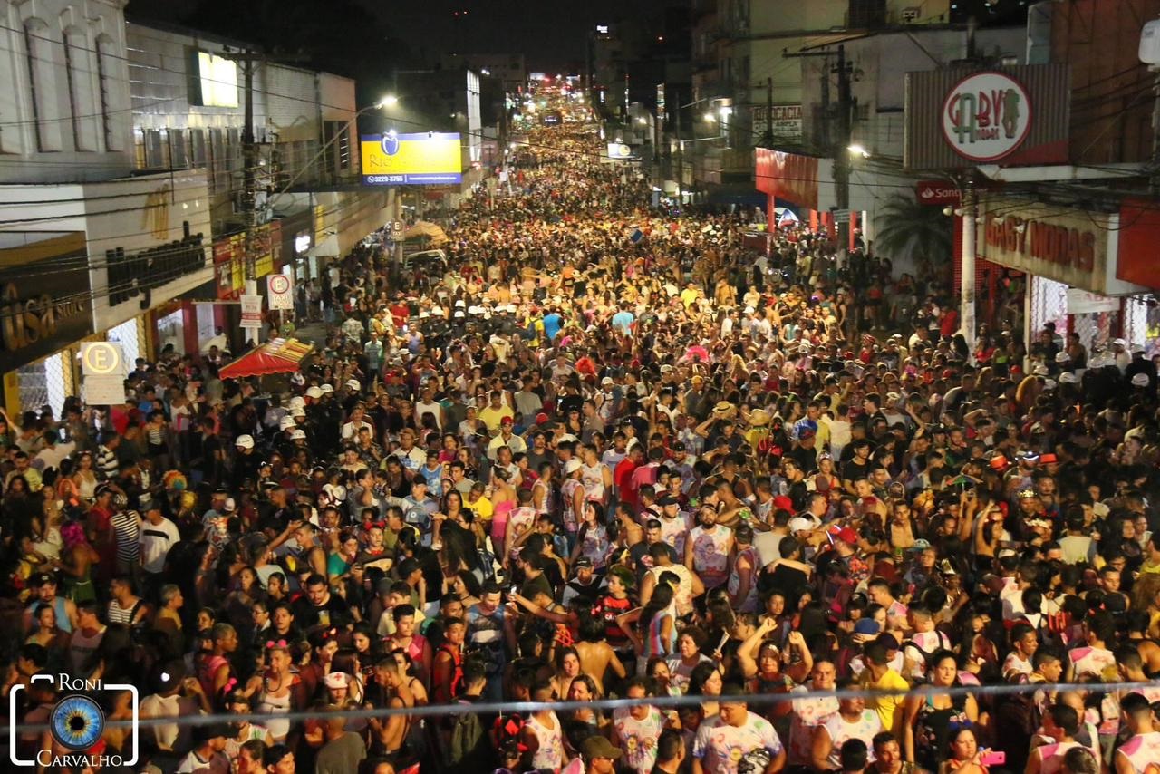  Falta um mês para o desfile da Banda do Vai Quem Quer