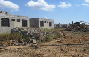 DE NOVO - Conjunto habitacional abandonado é saqueado e vira ponto de encontro de marginais – Fotos