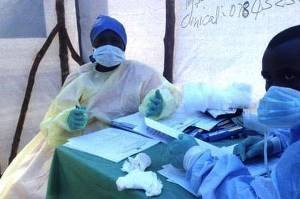 Ebola mata 21 pessoas e infecta outras 44 na África