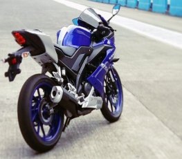 Yamaha lança nova YZF R15 2017 V3.0  na Ásia