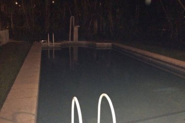 Três irmãos morrem afogados piscina no RJ