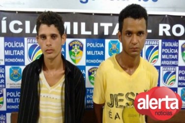 Dupla é presa portando arma de fabricação caseira