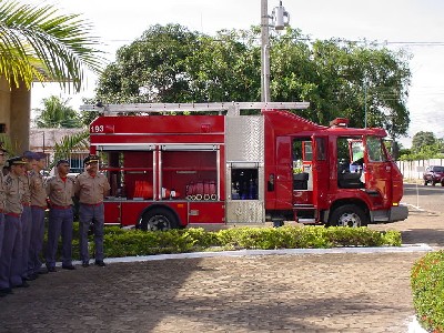 Caminhão de salvamento reforça frota do Corpo de Bombeiros na capital - Foto