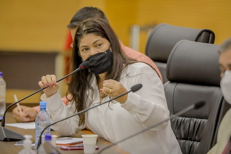 CASSIA MULETA: Deputada repudia caso ocorrido com criança autista em Porto Velho 