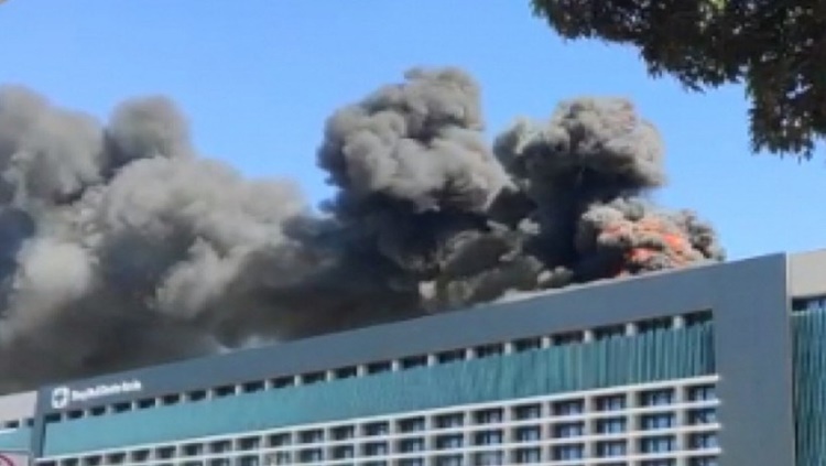 SUSTO: Incêndio no hospital Santa Luzia causa grande fumaça em Brasília