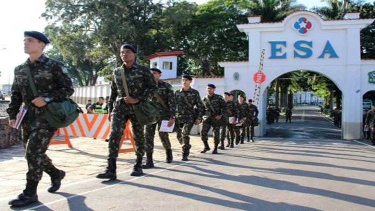 CHANCE: Exército confirma edital do concurso ESA para jovens entre 17 e 26 anos 