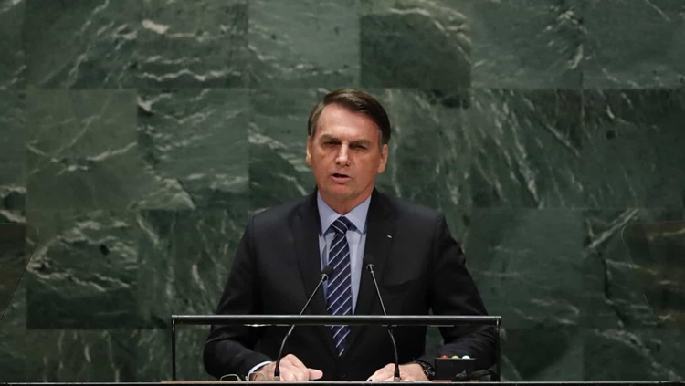 DISCURSO: Bolsonaro responsabiliza imprensa pela crise da Covid-19 no Brasil