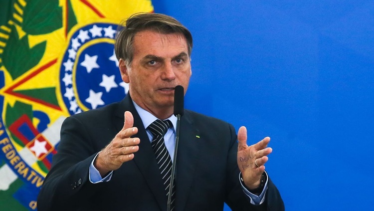 PRESIDENTE: Bolsonaro confirma concurso da PRF com 2 mil vagas e anuncia previsão de edital