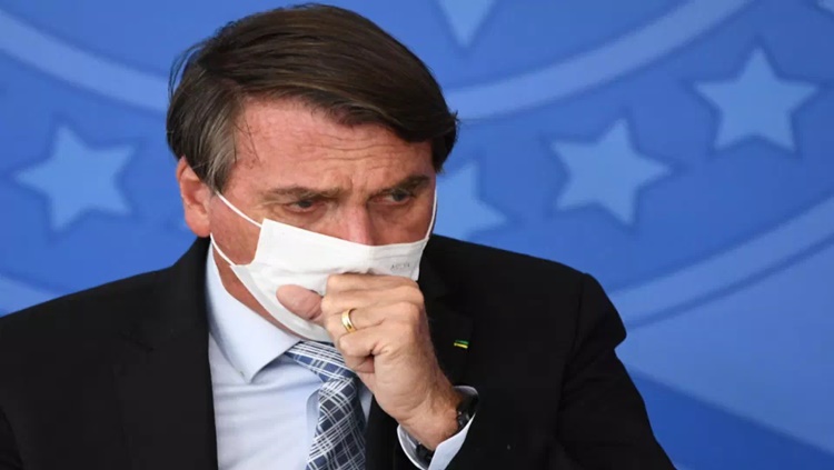 MUDOU DE IDEIA: Após negar que se imunizaria, Bolsonaro decide tomar vacina contra covid-19