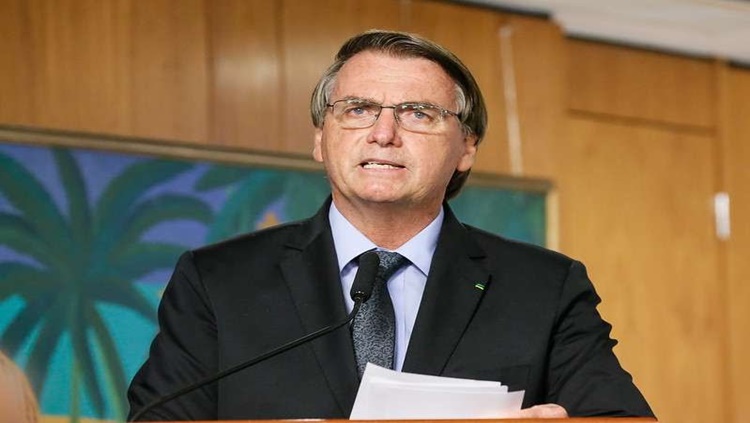 COBRANÇA: Jair Bolsonaro recebe hoje governadores e presidentes de outros Poderes