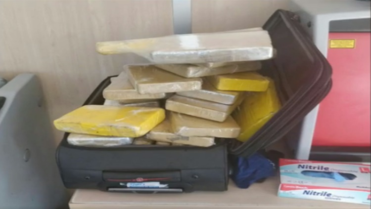 COCAÍNA: Operação da Polícia Federal investiga envio de drogas em aviões da FAB