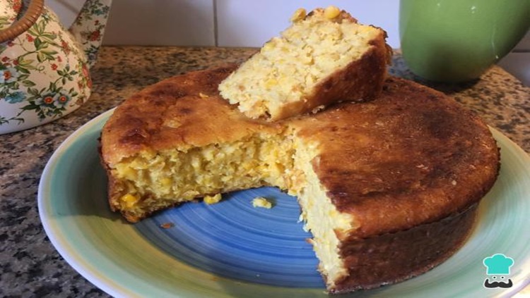 CREMOSO: Bolo de milho para acompanhar o cafezinho ou chá da tarde