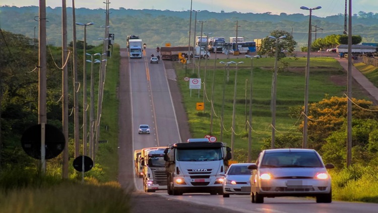 CALENDÁRIO: Licenciamento Anual de Veículos com placas finais 1, 2 e 3 vence dia 31 de março