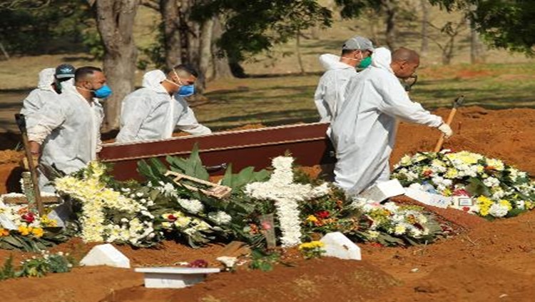 CHOCANTE: Brasil bate recorde com 2.349 mortes pela Covid-19 em apenas um dia