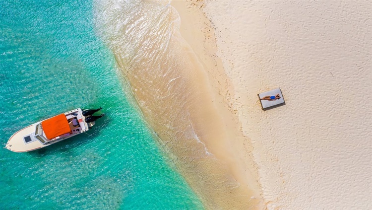 SEM TURISTAS: Caribe entra em quarentena e fecha fronteiras por 14 dias