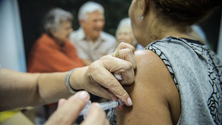 INFLUENZA: Segunda etapa de vacinação contra gripe começa na terça-feira (11)