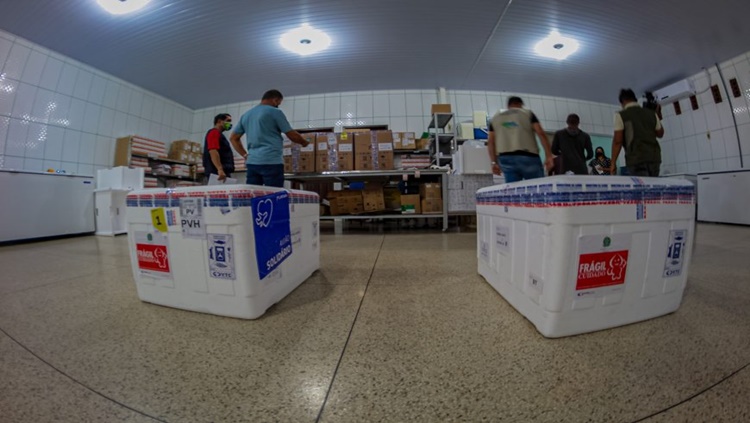 IMUNIZANTES: Rondônia recebe 52.210 doses de vacinas contra a covid-19