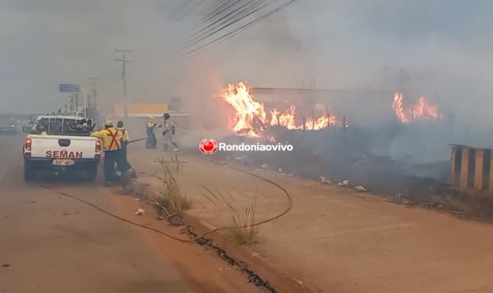 PERIGO: Incêndio em frente ao posto de combustíveis Carga Pesada na BR-364