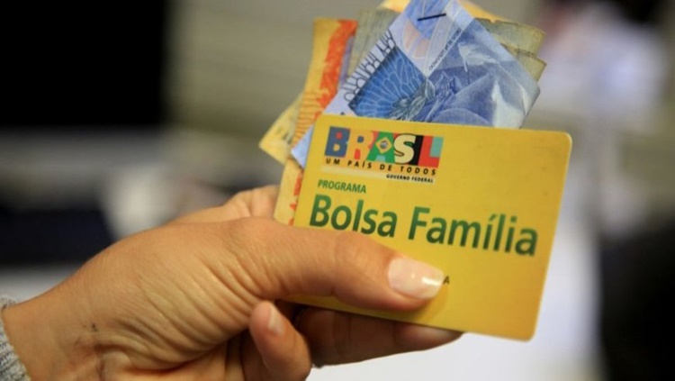 AUXÍLIO EMERGENCIAL: Beneficiários do Bolsa Família começam a receber 6ª parcela 