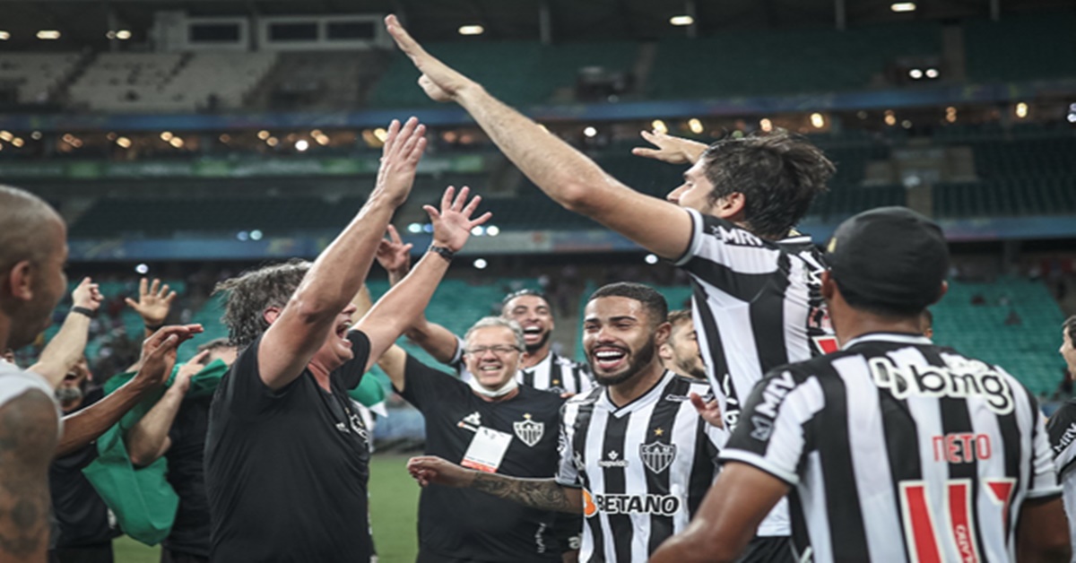 CAMPEONATO BRASILEIRO: Depois de 50 anos o Galo é campeão novamente e coroa Cuca