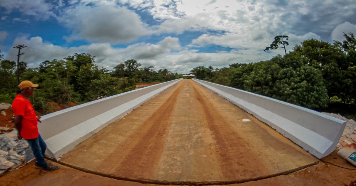 CUJUBIM: Nova ponte sobre o rio Preto é entregue aos moradores