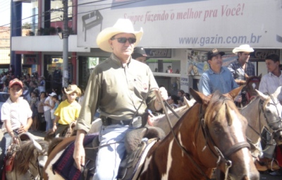 Cavalgada abre a Expovel 2005