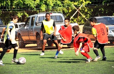 Escolinhas de futebol  garante inclusão de crianças e adolescentes em Porto Velho