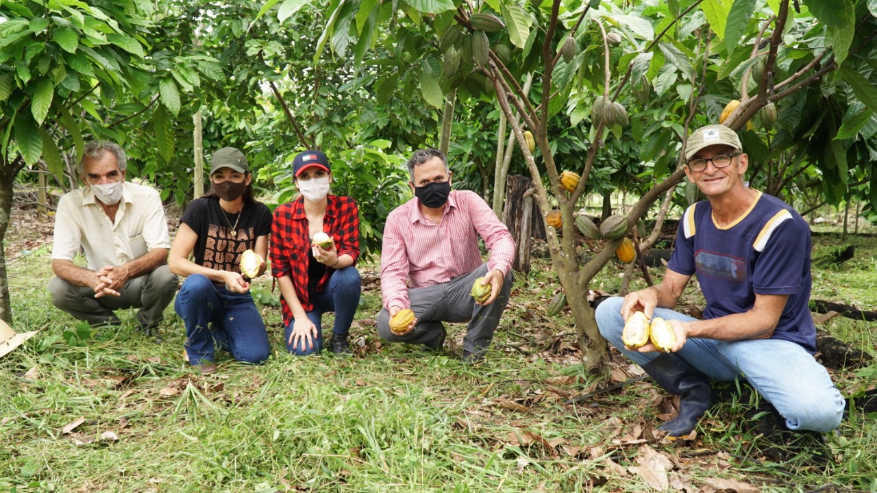 ARIQUEMES: Prefeita Carla Redano visita produtores e garante apoio ao homem do campo