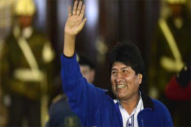 Evo Morales vence eleições na Bolívia segundo pesquisas de boca de urna 