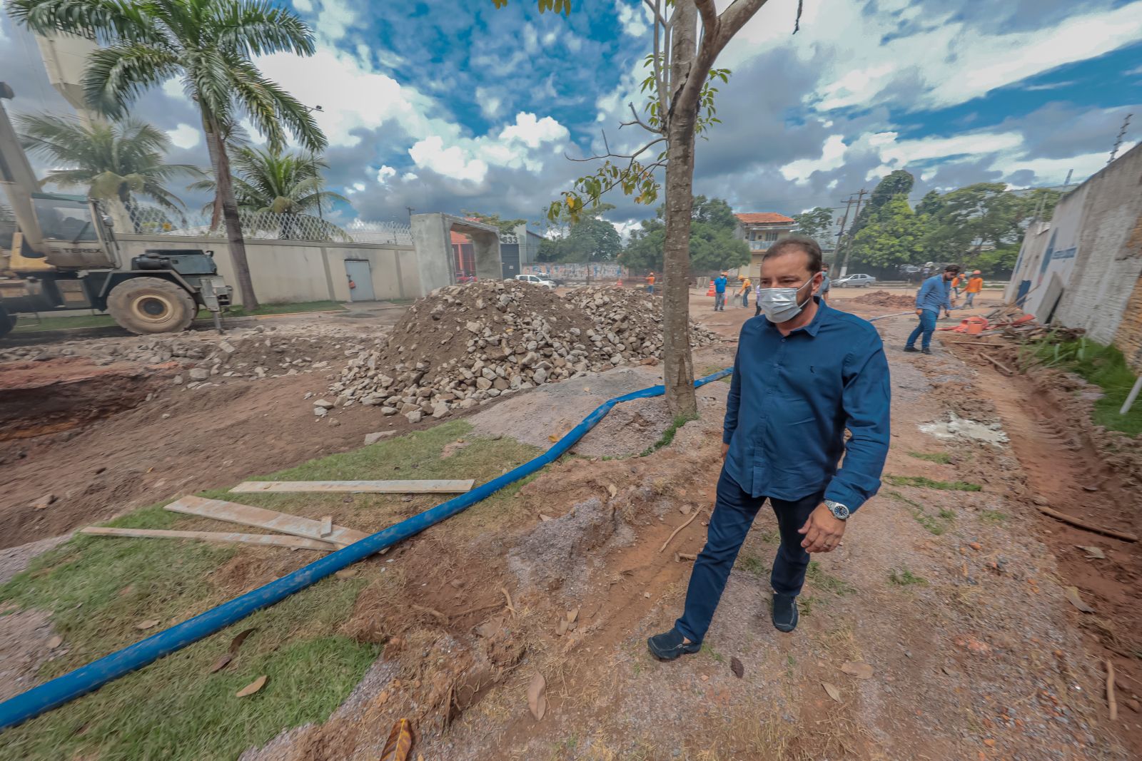 INFRAESTRUTURA: Hildon Chaves acompanha obras no bairro Lagoa em Porto Velho