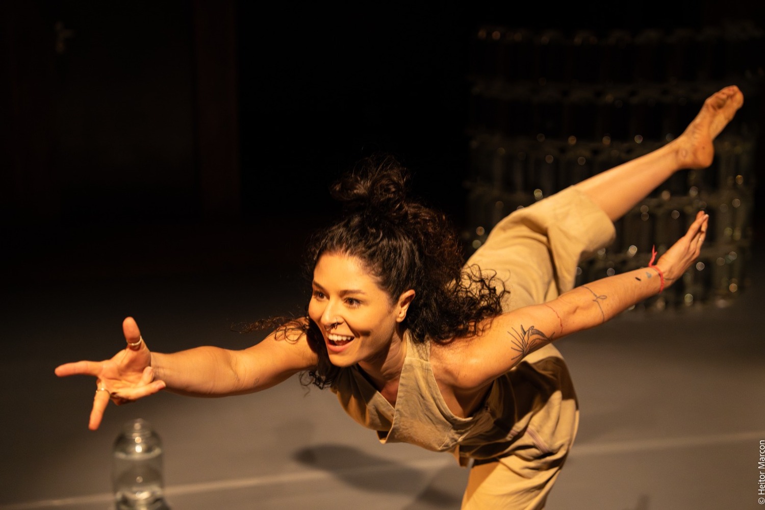 TEATRO GUAPORÉ: Espetáculo de dança aborda o feminicídio e a violência contra a mulher