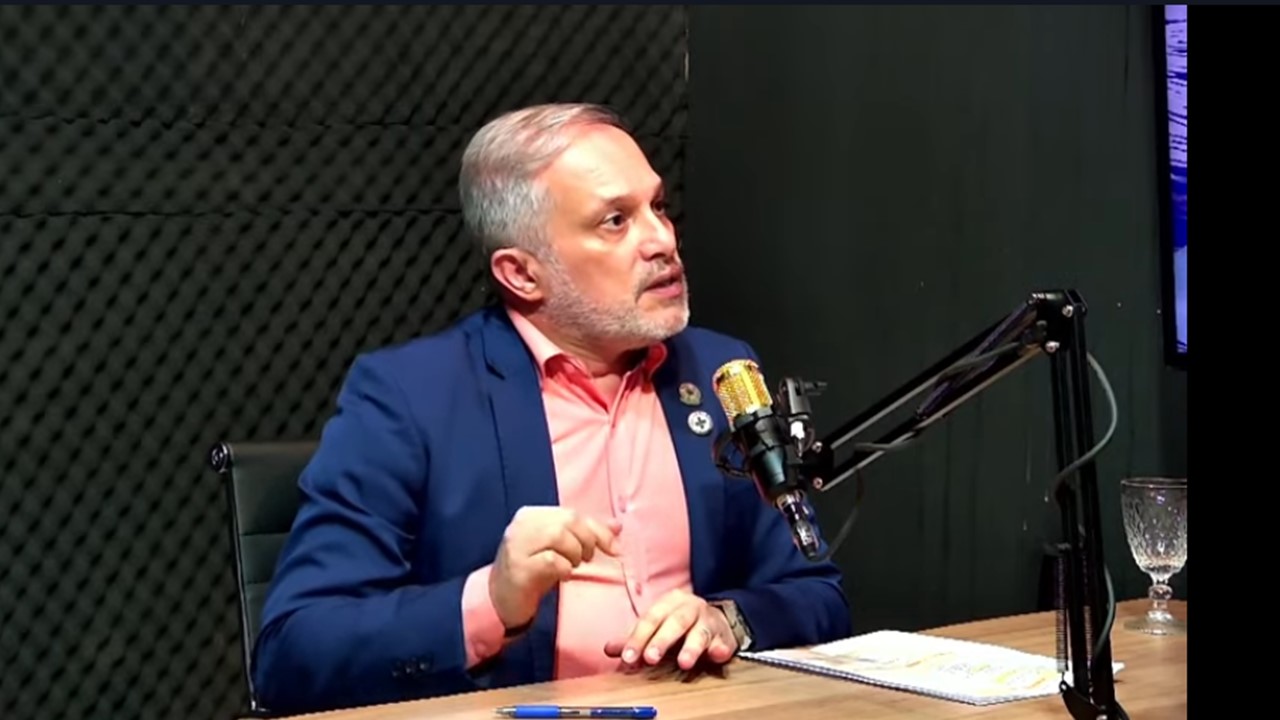 Sid Orleans destaca desafios e ações do Ministério da Saúde em Rondônia no Café com Política