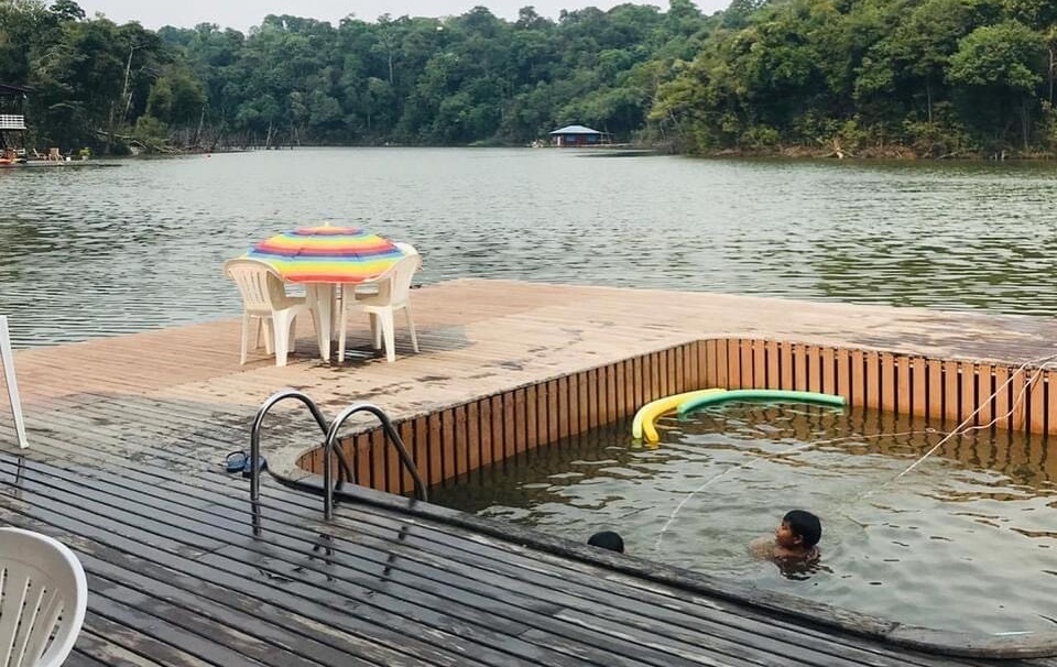 TEMPORADA 2021: Alugue o flutuante Paraíso Verde no fim de semana com a Amazônia Adventure 