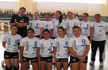 OLIMPIADAS ESCOLARES - Vôlei feminino do Carmela Dutra perde para o Tocantins e está fora da briga por medalha