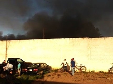 PERIGO - Presos fogem durante incêndio em presidio 