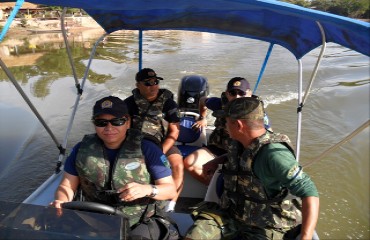 Comando do 5º BPM lança patrulha fluvial em Candeias do Jamari