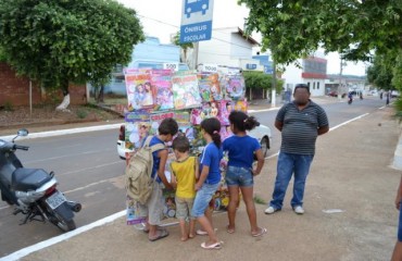 JARU - Alunos de escolas públicas viram alvo de mercenários