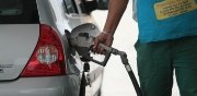 ABUSO - Preços da gasolina poderão subir em 2014