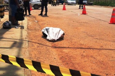 TRÂNSITO - Acidente deixa uma pessoa morta em rua da capital